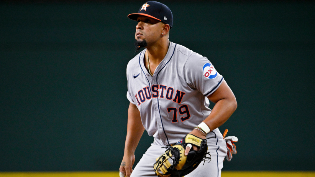 José Abreu returns to Astros lineup a month after being demoted to complex league amid awful offensive start