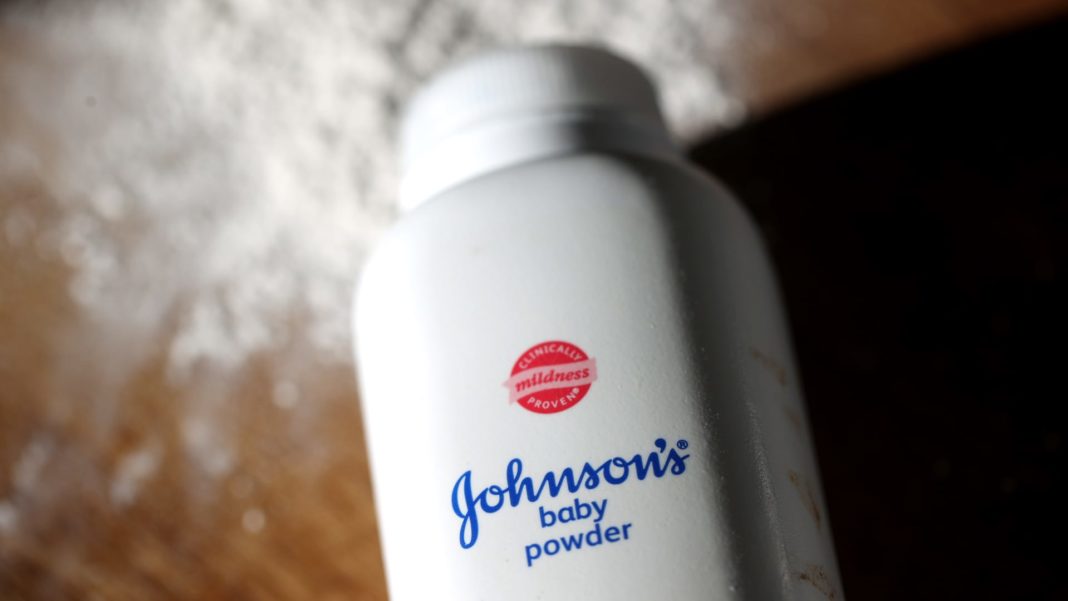 Study links talc use to ovarian cancer — a potential boon for thousands suing J&J