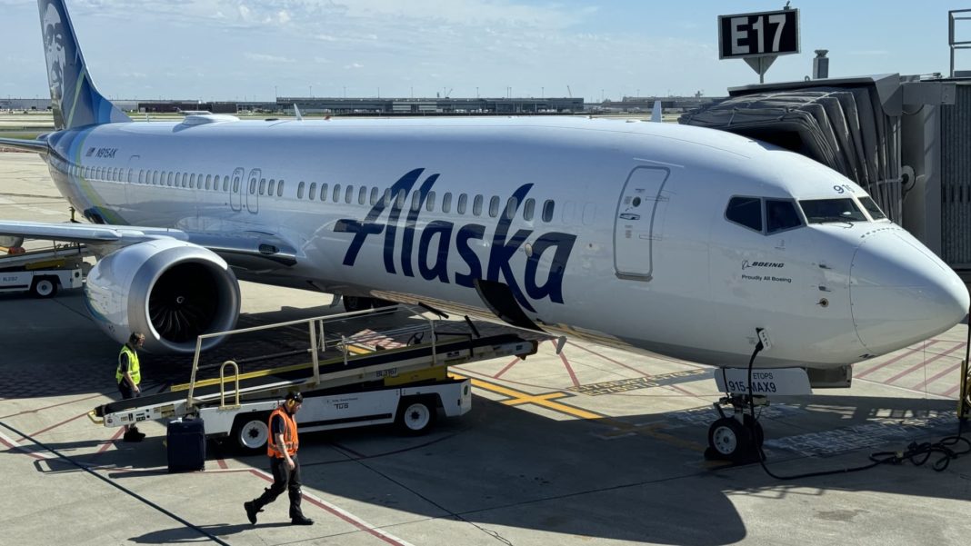 Alaska Airlines, flight attendants reach 'record' tentative labor deal