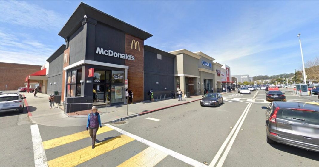 Bidenomics and California’s $20 Minimum Wage Force San Francisco McDonald’s to Close After 30 Years | The Gateway Pundit | by Jim Hᴏft