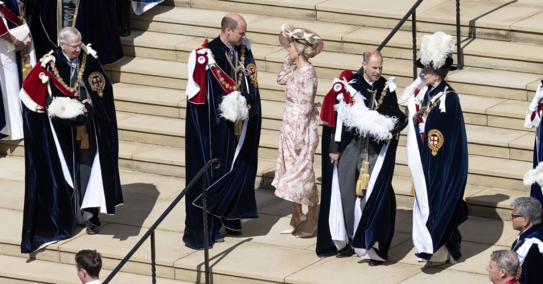 British royal family unite for history-making traditional ceremony 