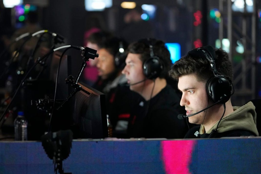 Deadspin | Sweeps propel Guerrillas, FaZe to winners final at CDL Stage 4 Major 