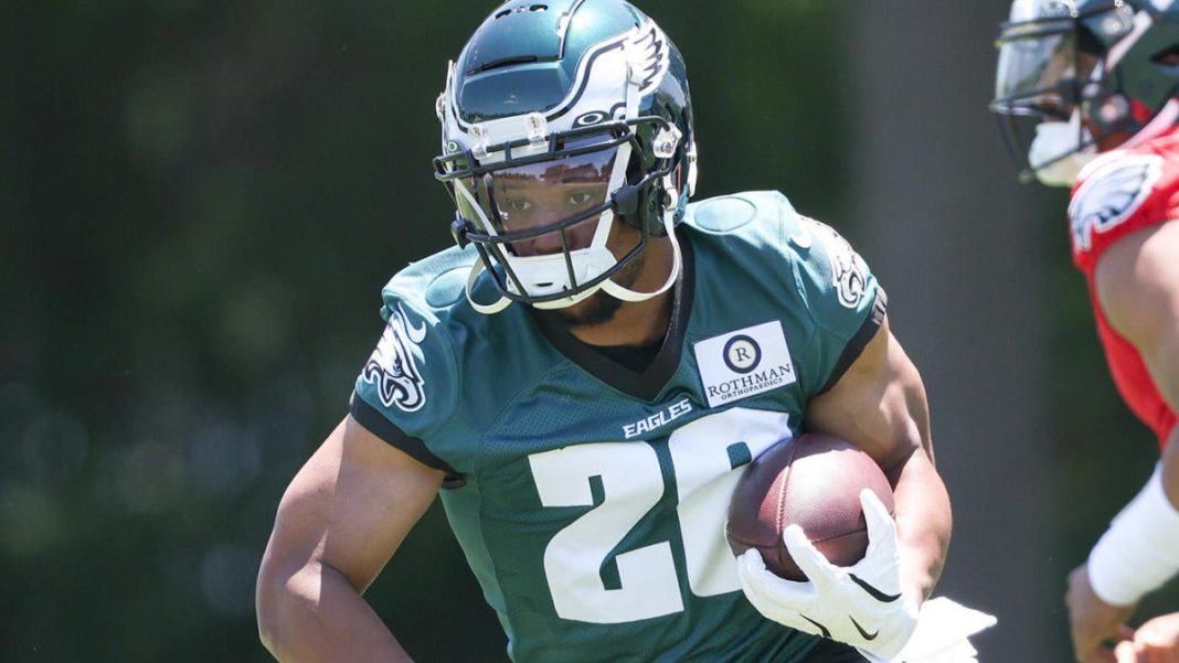 Eagles' Brandon Graham happy Saquon Barkley joined team, says losing star RB 'sucked for the Giants fans'