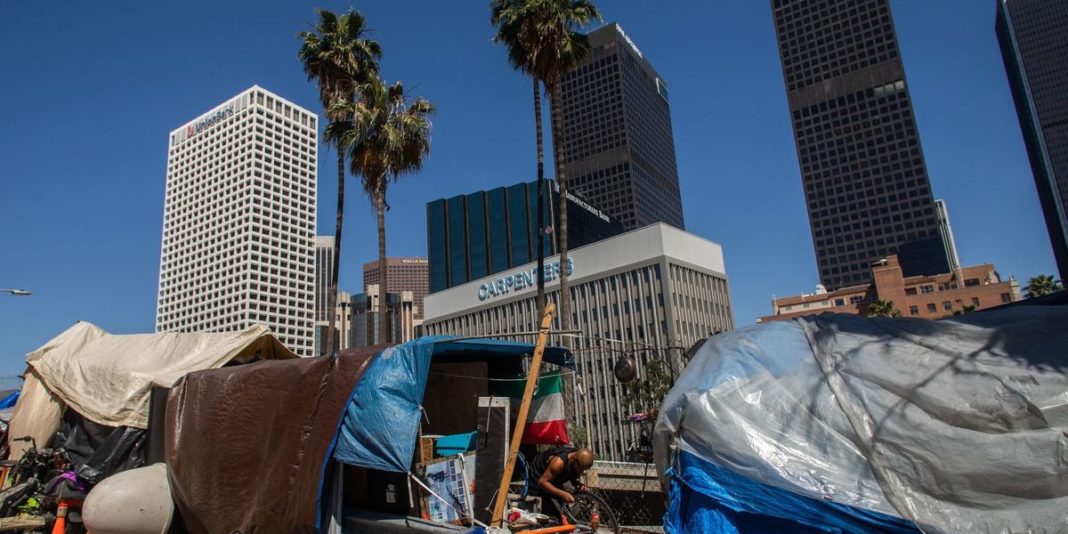 Gavin Newsom praises Supreme Court decision allowing cities to prohibit homeless people from sleeping in public spaces | Blaze Media