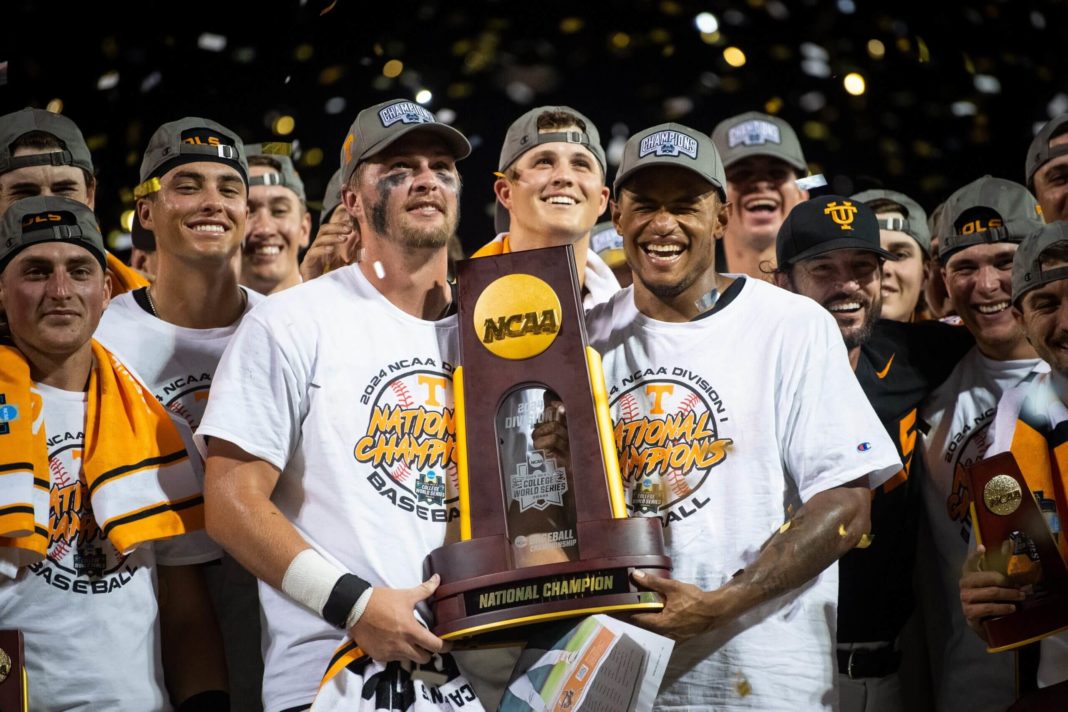 Tennessee holds off Texas A&M for first CWS title