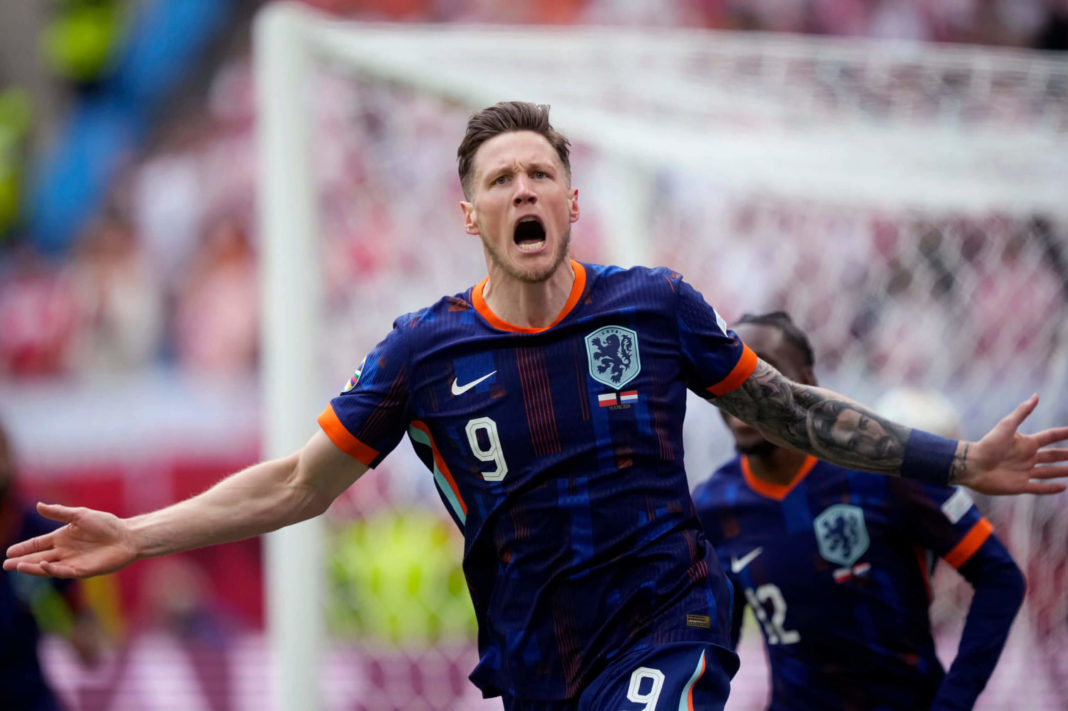 Wout Weghorst goal shines light on Dutch football's complicated relationship with big strikers