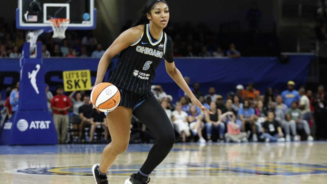 Angel Reese goes for 13th straight double-double as Sky face Storm