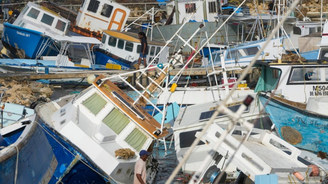 Mexico issues 'red alert' for Category 3 Hurricane Beryl speeding towards coast