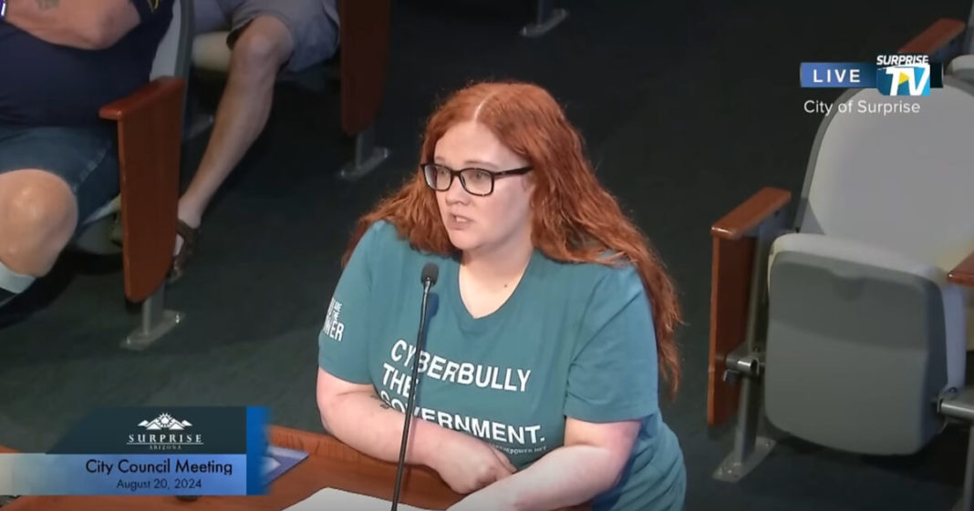 Above Accountability: Arizona Mom Arrested at Council Meeting By Mayor For Criticism Of City Officials, All While 10-Year-Old Daughter Watches in Horror | The Gateway Pundit | by Julian Conradson