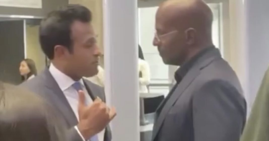 CNN Analyst Van Jones Forced to Apologize After Confrontation with Vivek Ramaswamy Over Previous Unhinged Rhetoric That Endangered Ramaswamy's Family | The Gateway Pundit | by Jim Hᴏft