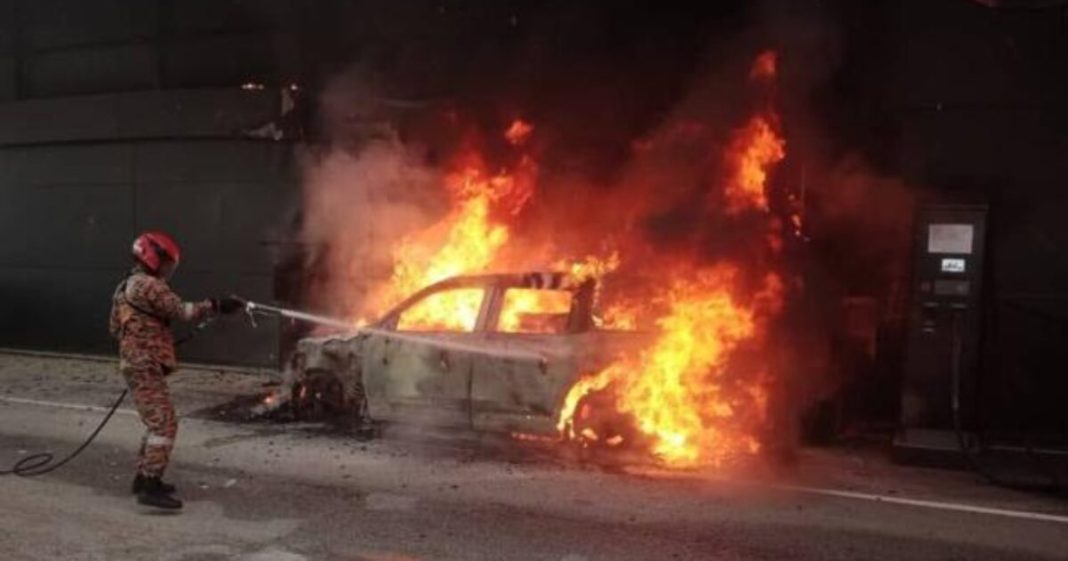 Electric Vehicle EXPLODES, Injuring 21 People in MAJOR ACCIDENT | Elijah Schaffer’s Top 5 (VIDEO) | The Gateway Pundit | by Elijah Shaffer