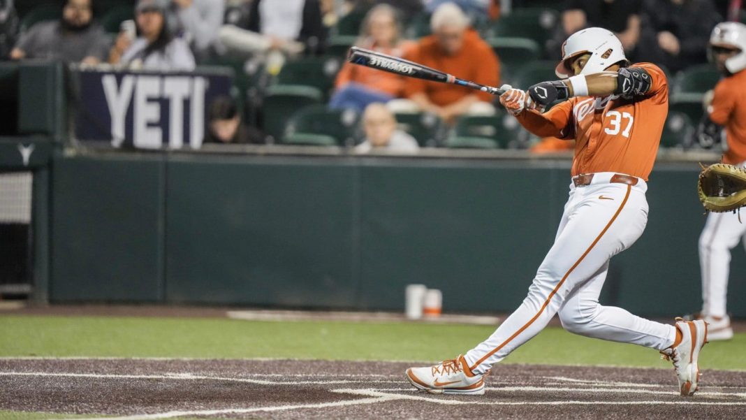 Longhorns Baseball's Nik Sanders Joins Football Team