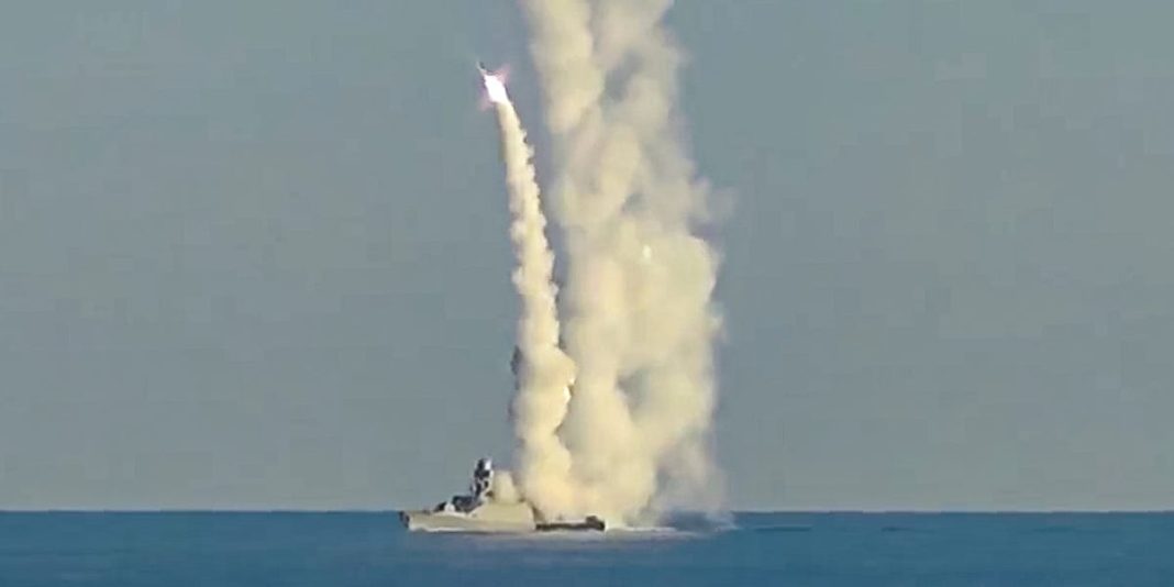 Russia's largest attack on Ukraine just showed that its Black Sea Fleet is still dangerous despite its heavy losses