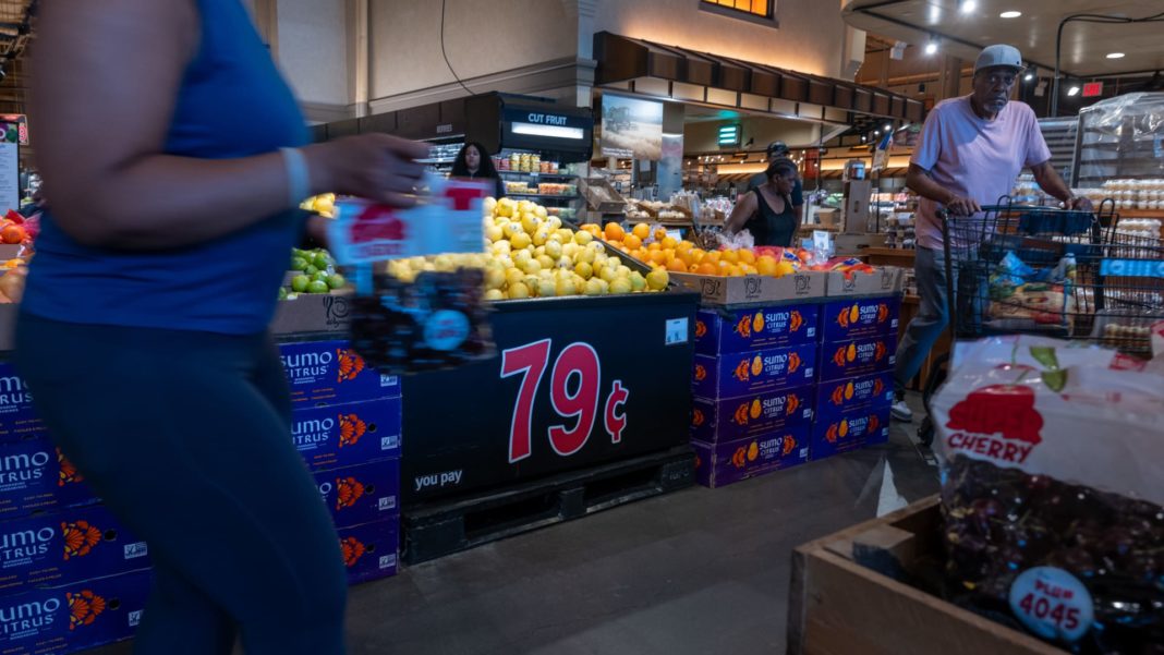 Three-year inflation outlook hits record low in New York Fed consumer survey