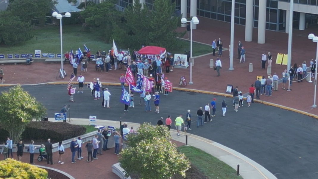 Early Voting Underway in Virginia: Trump Supporters Dominate Polling Location in Fairfax County (VIDEO) | The Gateway Pundit | by Cristina Laila