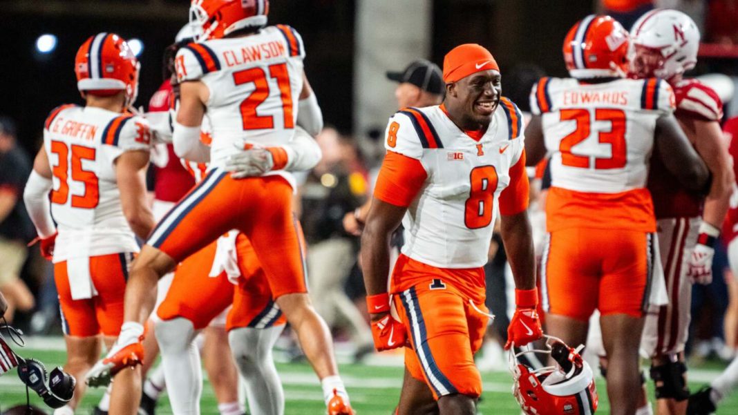 Luke Altmyer throws 4 TD passes, leads No. 24 Illinois to 31-24 OT win over No. 22 Nebraska