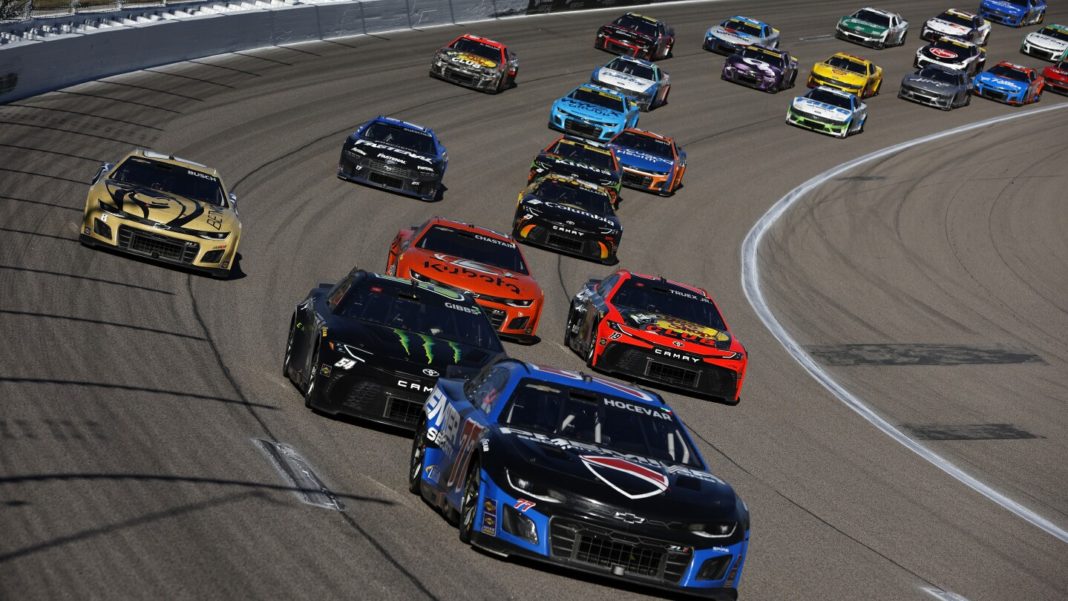 Results, driver points after NASCAR Cup playoff race at Kansas Speedway