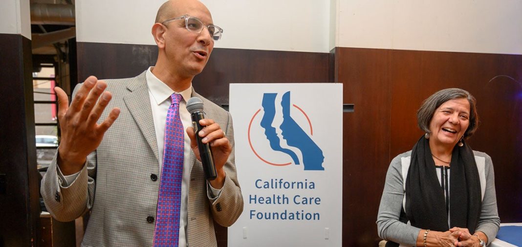 California HHS Secretary appeared at a welcome reception after he was appointed in 2019 and is seen here with CHCF President and CEO Sandra R. Hernandez.