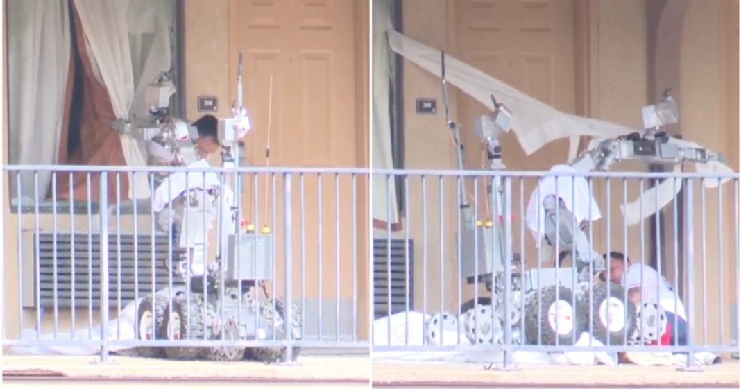 Texas Standoff Showdown: Crime-Fighting Robot Outsmarts Outsmarts Suspect, Dodges Bullet, Teargasses Gunman, and Pins Him to the Ground | The Gateway Pundit | by Jim Hᴏft