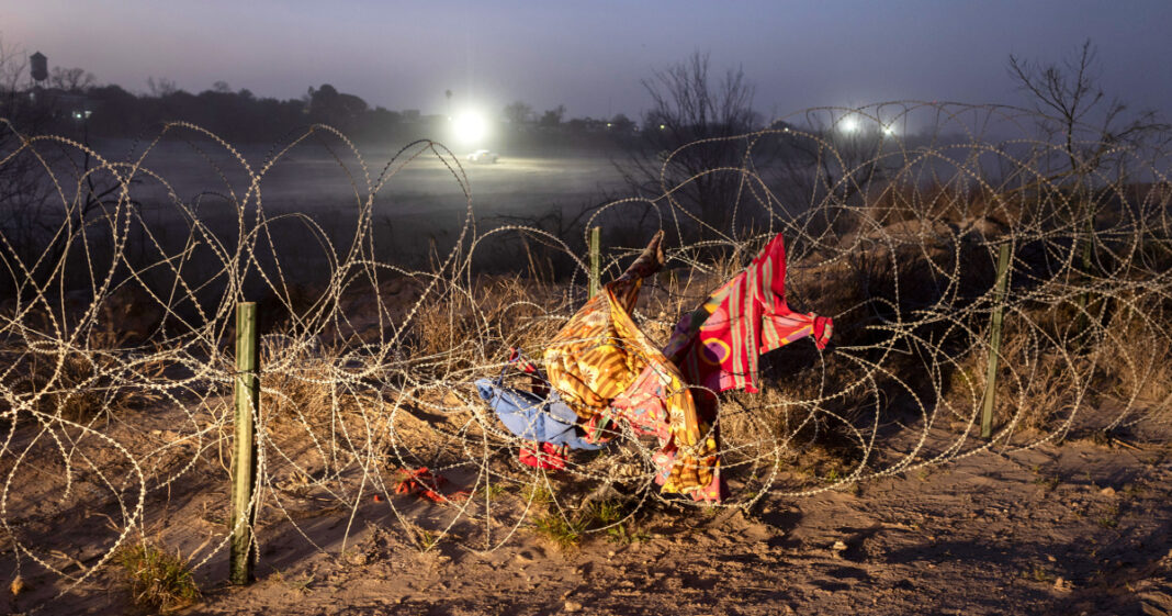 A deadly detour: Migrant deaths spike outside El Paso 