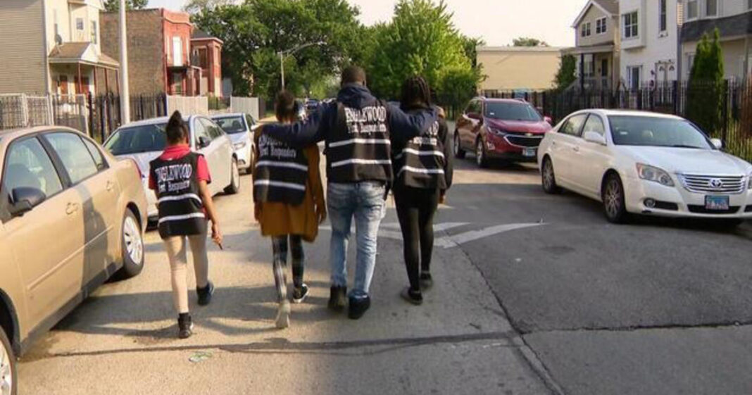 Chicago group works to reduce crime and violence in the city