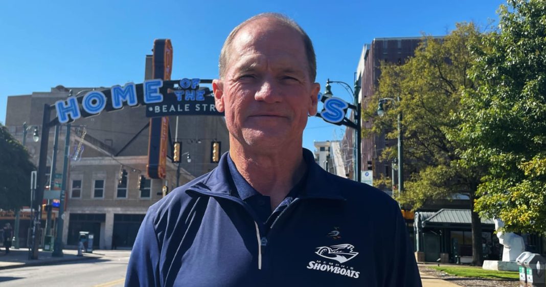 Coach Whisenhunt Talks Memphis, Building the Showboats