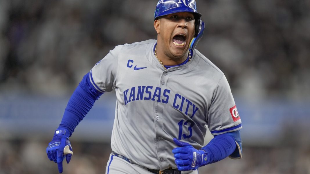 Perez's homer off Rodón sparks 4-run 4th inning and Royals beat Yankees 4-2 in Game 2 to tie ALDS