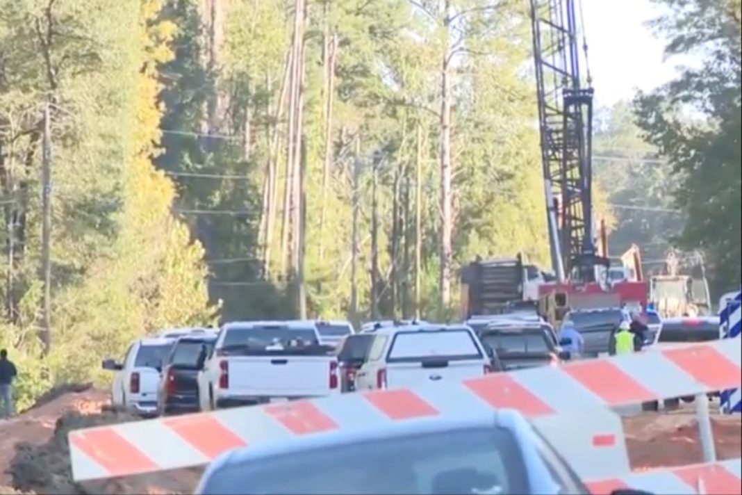 Three dead, four injured in Mississippi bridge demolition accident