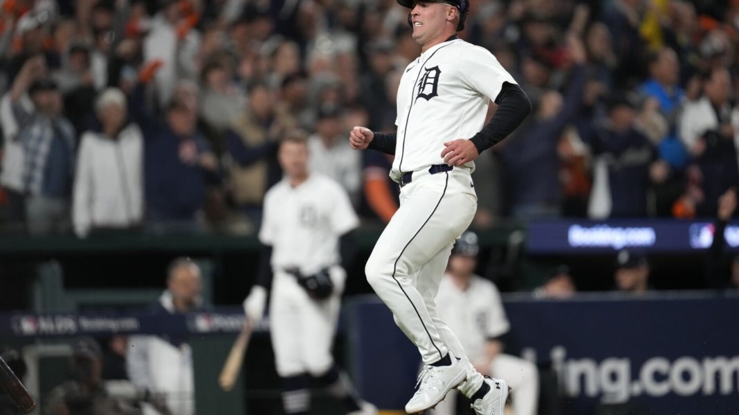 Tigers hope Carpenter can come off bench in ALDS Game 5 while dealing with hamstring injury