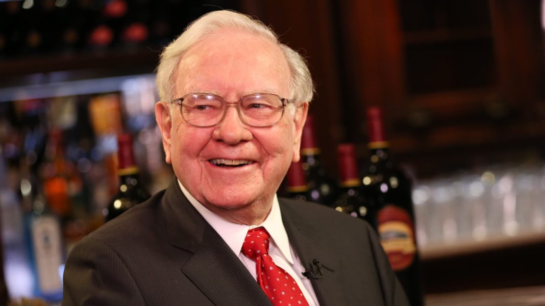 Warren Buffett's S&P 500 bet paid off. Experts weigh in on whether it's still a winning strategy